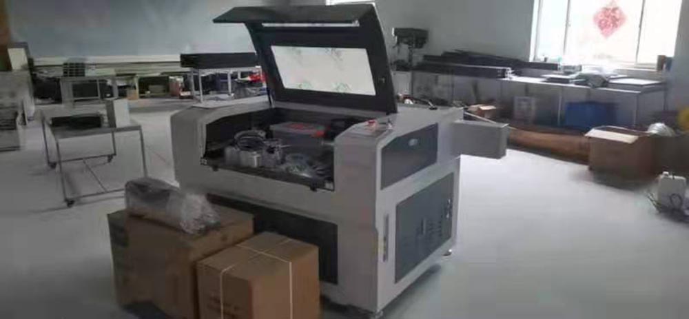 Dowin laser 100W Ruida System 6090 Crafts Advertising Sign Laser Engraving Machine Laser Cutter