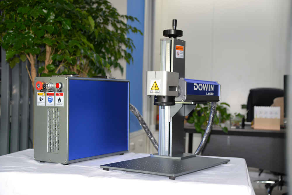 50w Brass and aluminum brass cutting fiber laser marking machine