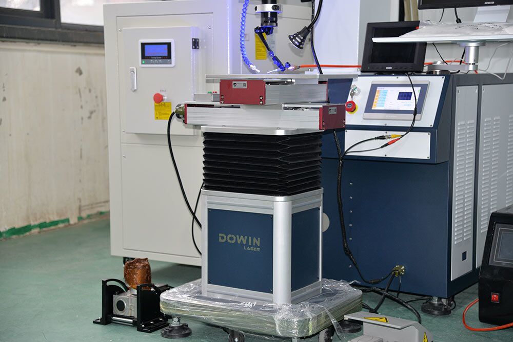 200W 400W YAG Series Spot Soldering Mould Repair Laser Welding Machine For Metal