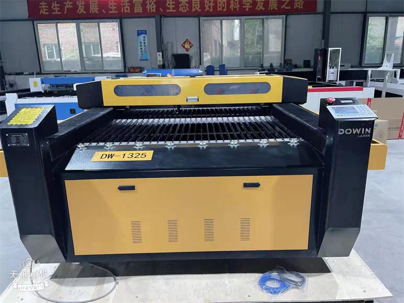 Best quality 1325 co2 laser cutter acrylic cutting machine price