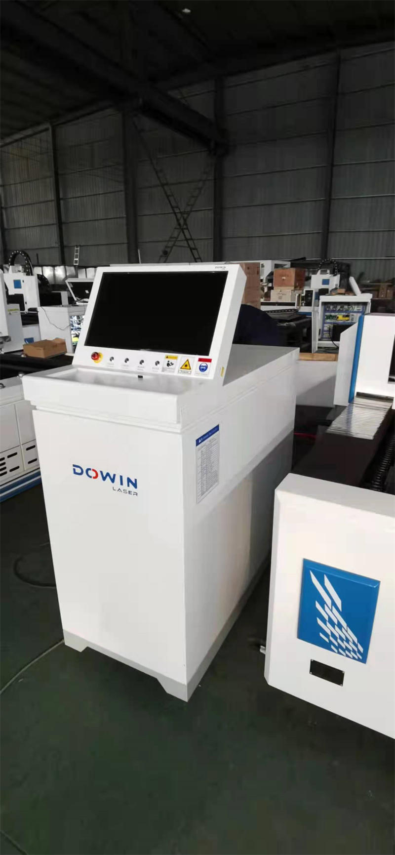 High Precision 1000W Fiber Laser Cutting Machine Price