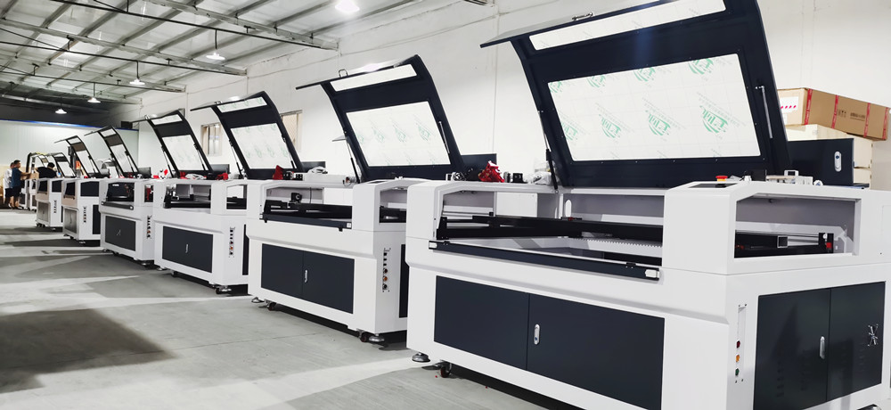 High Precision130W Lazer Engraving Machine Wood Co2 CNC Laser Cutting Machine With Ruida System
