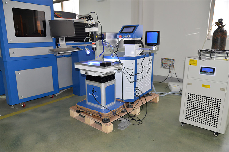 Top Quality Automatic YAG Laser Welding Machine for Titanium Aluminum Copper Zinc Gold Silver Welding