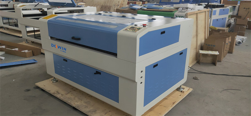 High Power 220W 260W 300W Laser Cutting Machine Wood Co2 Laser Machine.