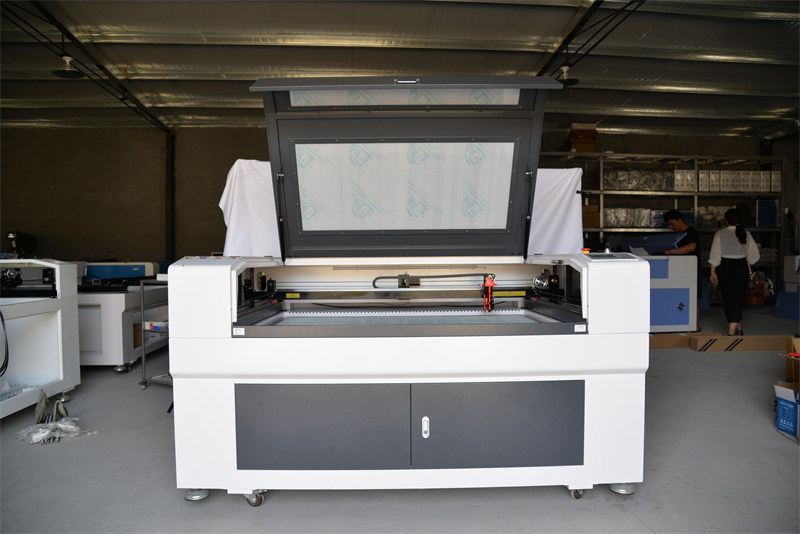 Dowin Factory Auto feeding 1610 Co2 Laser Cutting Machine for Cloth Cut Cutting