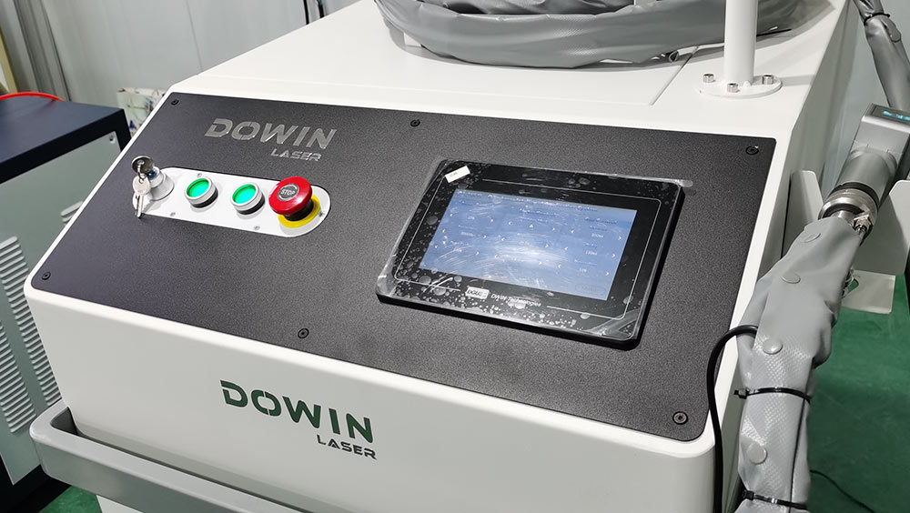 DOWIN 1000W 1500W Handheld Portable Metal Aluminium Stainless Steel Fiber Laser Welding Cleaning Cutting Machine all in 3-1