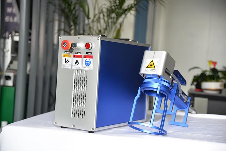 Factory Selling High precision fiber 20w 30w 50w machine handheld laser marking for sale