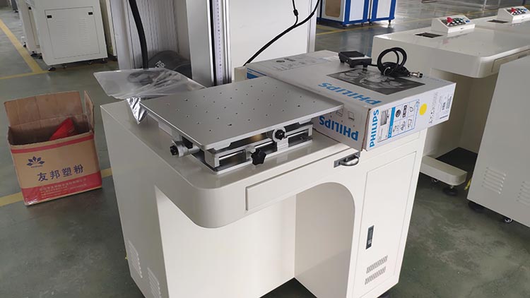 Deep Marker 20W 30W 50W Fiber Laser Marking Machine For Jewelry Engraving Cutting