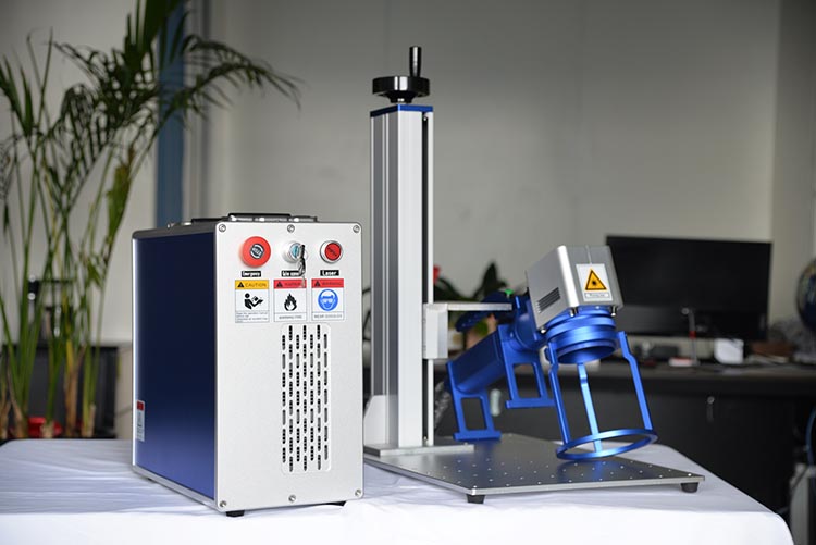 Portable and handheld fiber laser marking machine on tyre fiber laser marker tyre truck tire with CE approval