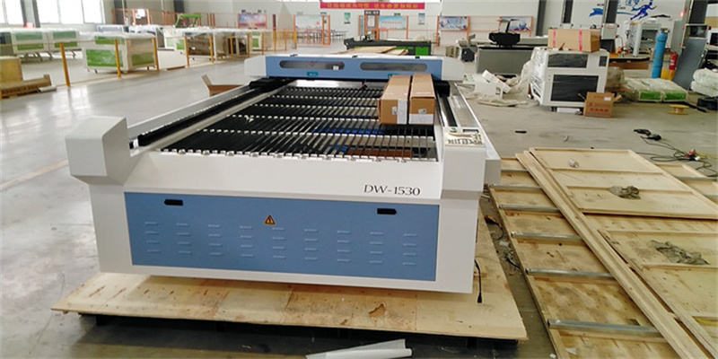 High Quality Plastic Leather Co2 Laser Cutting Machine Laser with 220W 260W Laser Machine