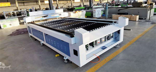 High Accuracy Ball Screw 300W Laser Cutting Machine for 20MM Acrylic Wood Plywood Leather