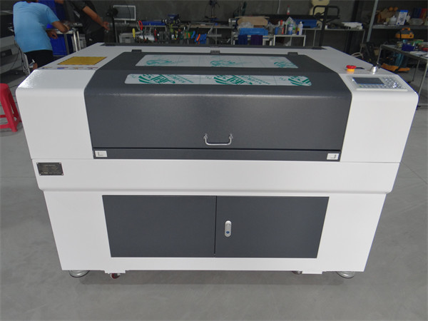 Co2 1390 6090 Laser Engraving Machine CNC Co2 Laser Cutting Machine Price 1390