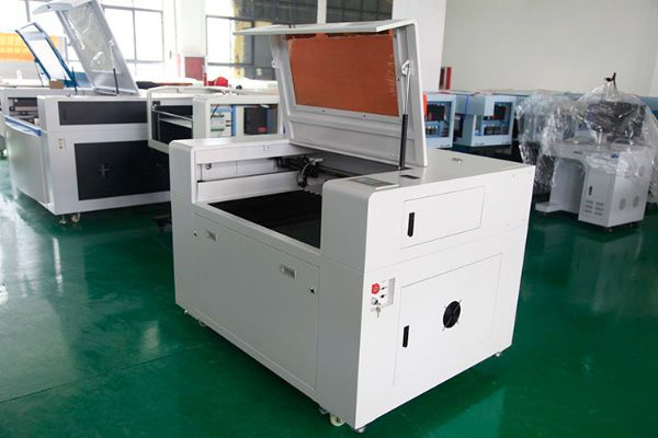 Hot Selling MDF Laser Cutting Machine CO2 Laser Engraving Machine