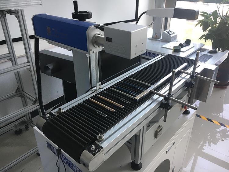 High performance fiber fly laser marking machine for metal tube 50w pen logo engraver