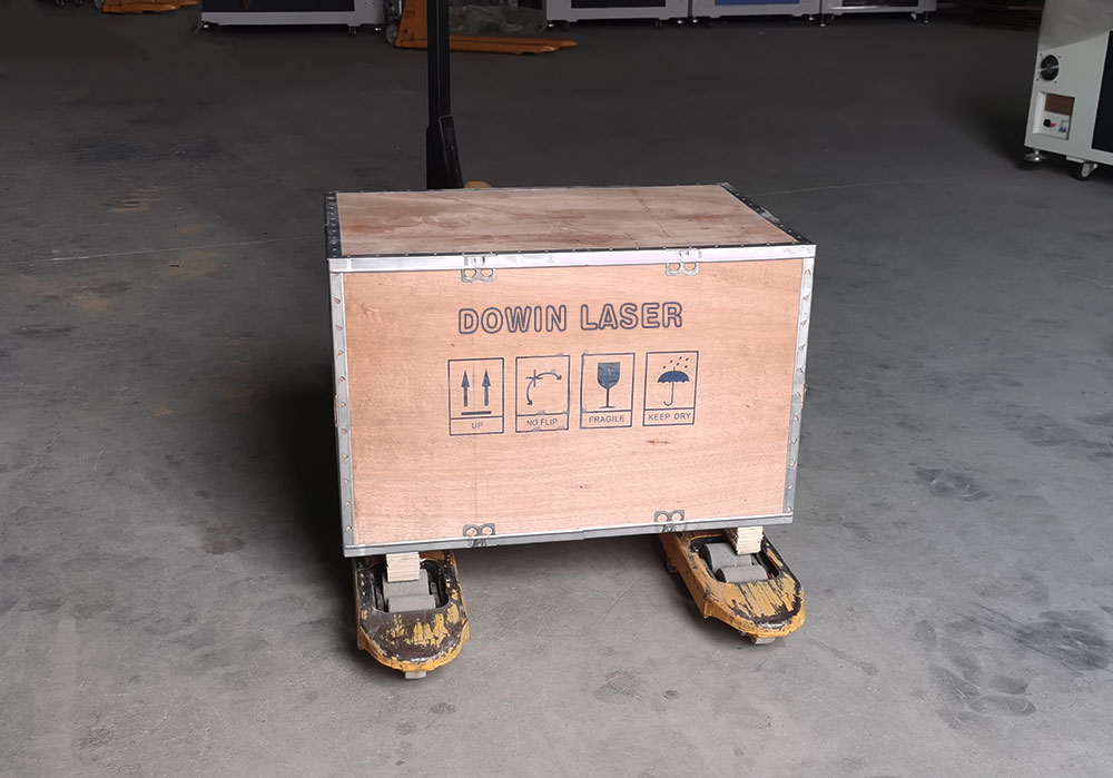 DOWIN desktop laser marking machine packing