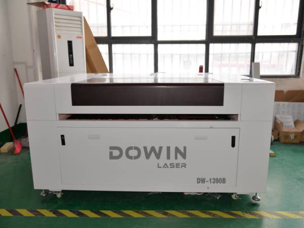 High Quality MDF Laser Cutting Machine Laser Leather Cutting Machine