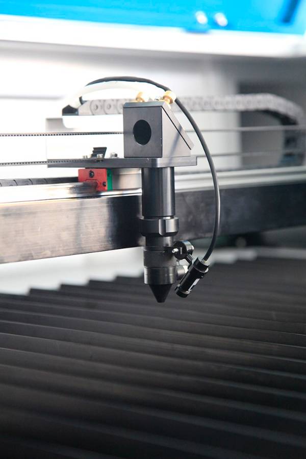 Long life Tumbler Engraving Machine Laser Cutting Machine 1390