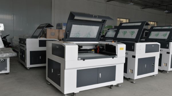 High Quality CO2 Laser Cutter Price 6090 Laser Cutting Machine