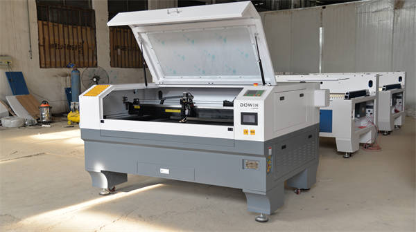 300W Co2 Metal Laser Cutting Machine for Metal and Non-metal Cutting