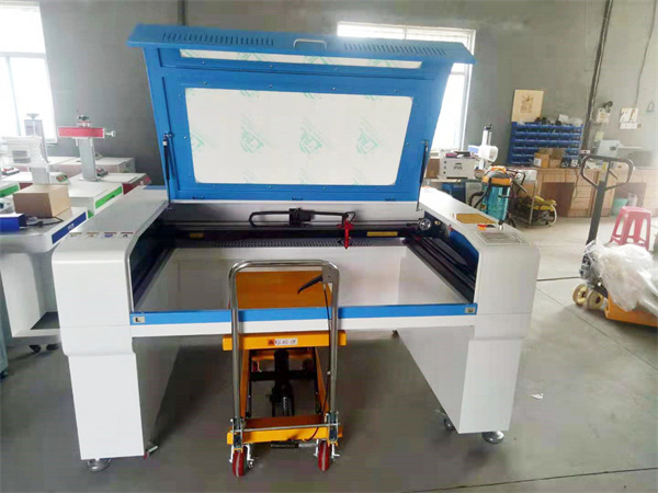 80W 9060 Laser Cutting Engraving Machine Ruida for Stone Engraving Machine