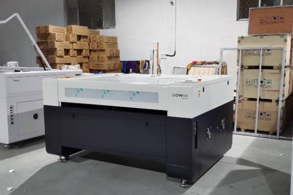 Laser Cutting Machine CO2 1390 80W Wood MDF Cutter