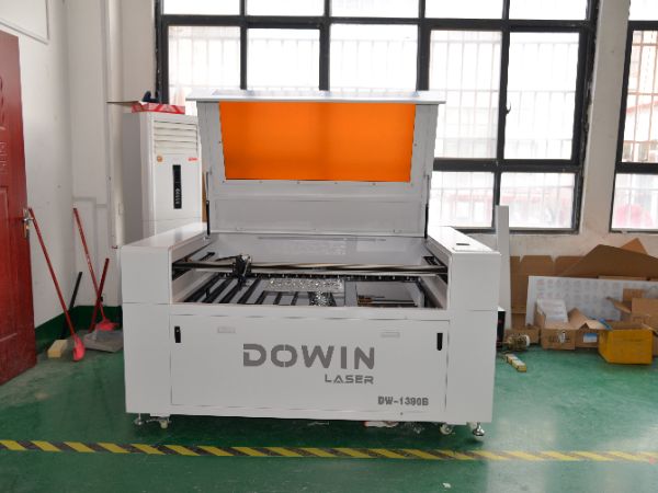 Factory Wood MDF Co2 Laser Cutting Machine Laser Cutting Machine Price