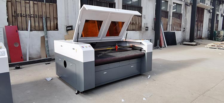 Smart vision co2 laser cutter for fabric cutting machine with auto feeding system