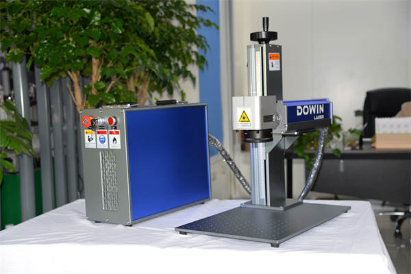 China Laser Factory Metal Marking Machine 50W Fiber Laser Marking Machine.