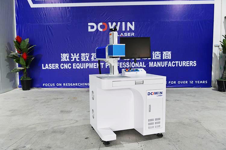 Ear tag Fiber laser marking machine 20W 30W 50W metal fiber laser marking machine price