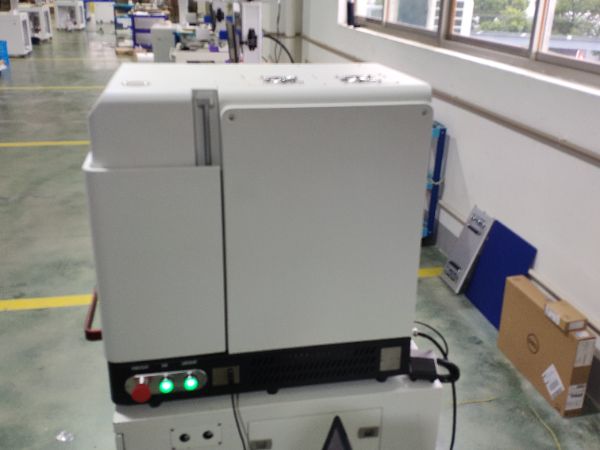 Enclosed Laser Marking Machine Ear Tag Laser Marker Fiber Laser Marking Machine