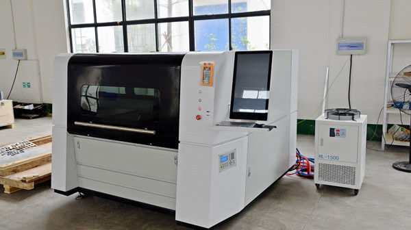 1000w Cnc Fiber Laser Cutter for Steel Aluminum Sheet Metal Raycus 1390 Fiber Laser Cutting Machine