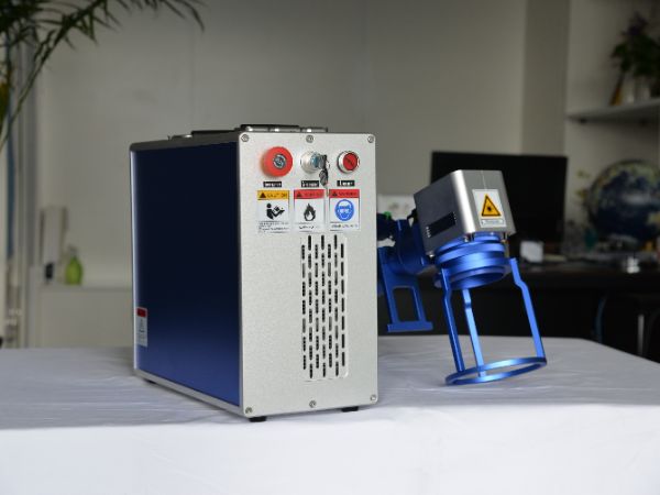 Fiber Laser Marking Machine for Tire Handheld Laser Marking Machine