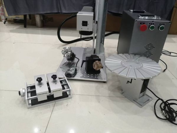 Metal CNC Engraving Machine Engraving Machine Metal Laser