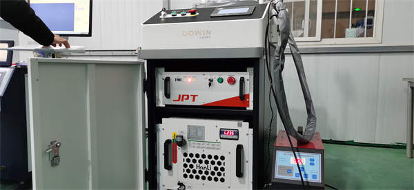 Fiber Laser 2000 Watt Welding Machines Price/ 2000W Fiber Laser Welding Machine