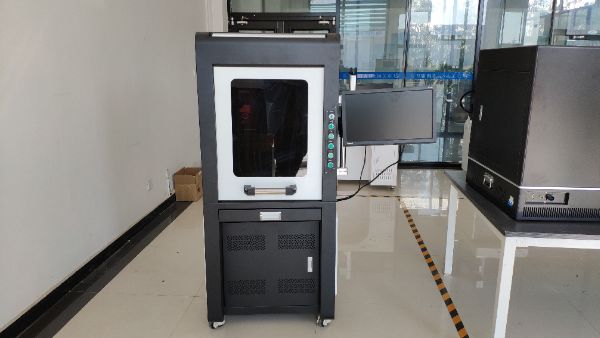 Fiber Laser Marking Machine Stone Big Enclosed Fiber Laser Engraver Machine