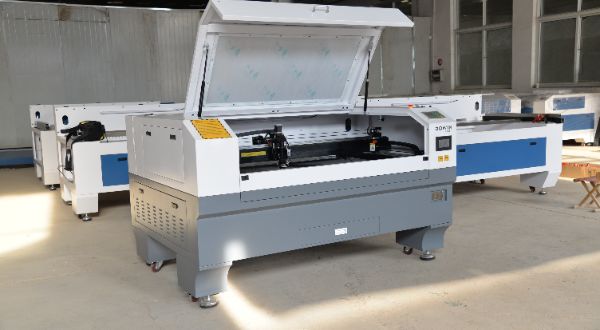 Professional Mixed Laser Cutting Machine Laser Cutter for Metal