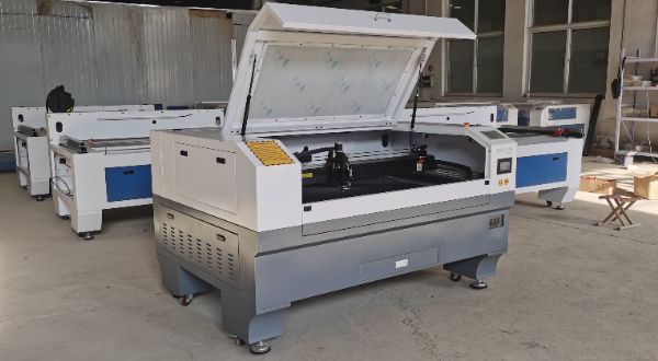 Best Quality CNC Aluminium Cutting Machine Laser utter Machine