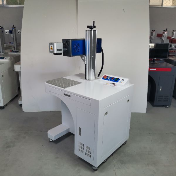 The advantages of CO2 laser marking machine for marking on leather