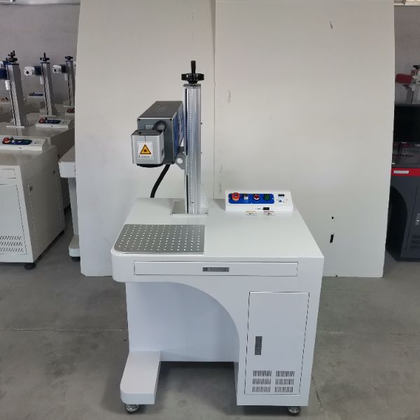 What is CO2 laser marking machine