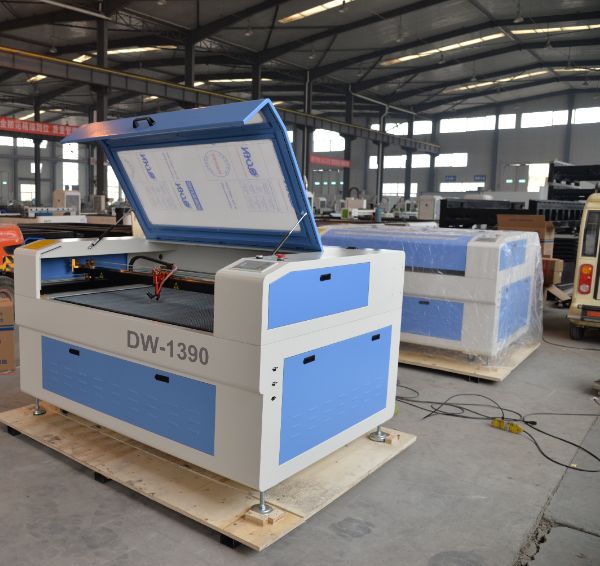 Wood Laser Engraver Laser Engraving Machine for Wood CO2 Laser Cutting and Engraving Machine