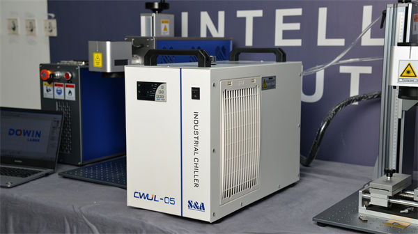 5W UV Laser Marking Machine with S&A Water Chiller and Huaray Laser Source