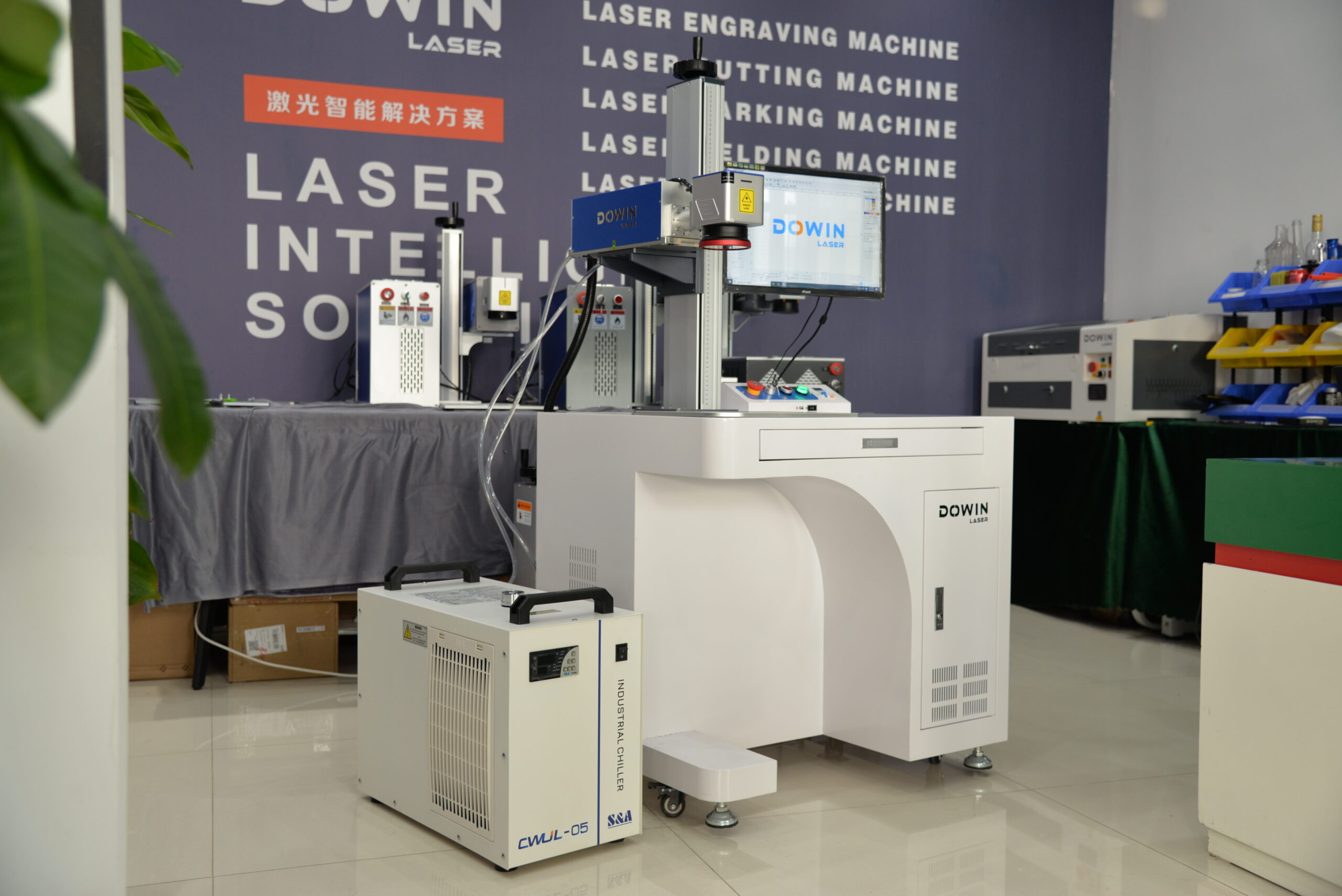 Comparison of plastic laser marking machine and traditional marking process