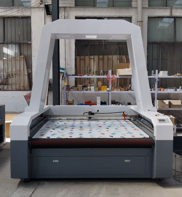 Factory direct supply of lace lace 1814 1610 automatic cutting machine automatic identification fabric automatic edge search laser cutting machine