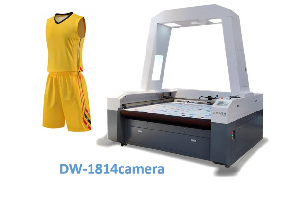 Automatic edge finding visual positioning laser cutting machine panoramic automatic positioning camera laser cutting machine