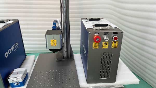 Handheld fiber laser marking machine 20w laser marking machine fiber laser marking machine for metal