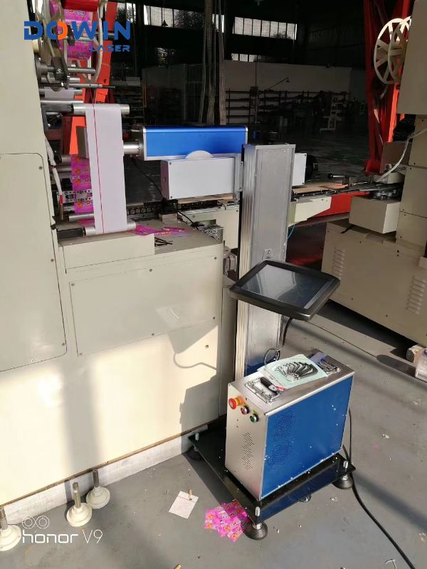 Plastic bag laser marking machine CNC laser marking machine assembly line flying laser marking machine