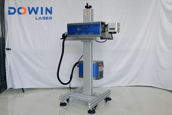 High quality RF co2 laser flying carton box laser printing machine for logo date qr code bar code