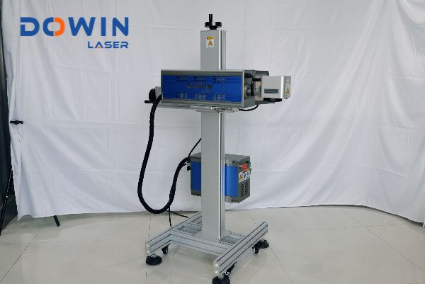 Fast flying laser marking industrial plastic bottle production date printing machine 30w for sale
