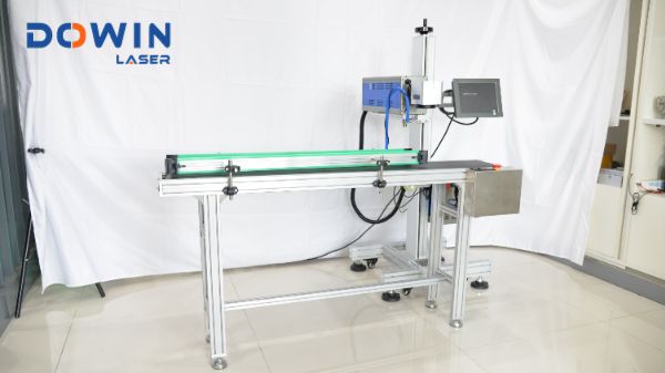 CO2 flying laser marking machine food bag plastic bottle tube automatic online laser coding machine