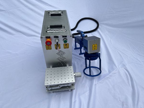 Portable mini Fiber Laser Marking Machine Small Laser Marking Machine Laser Marking Machine for Tires